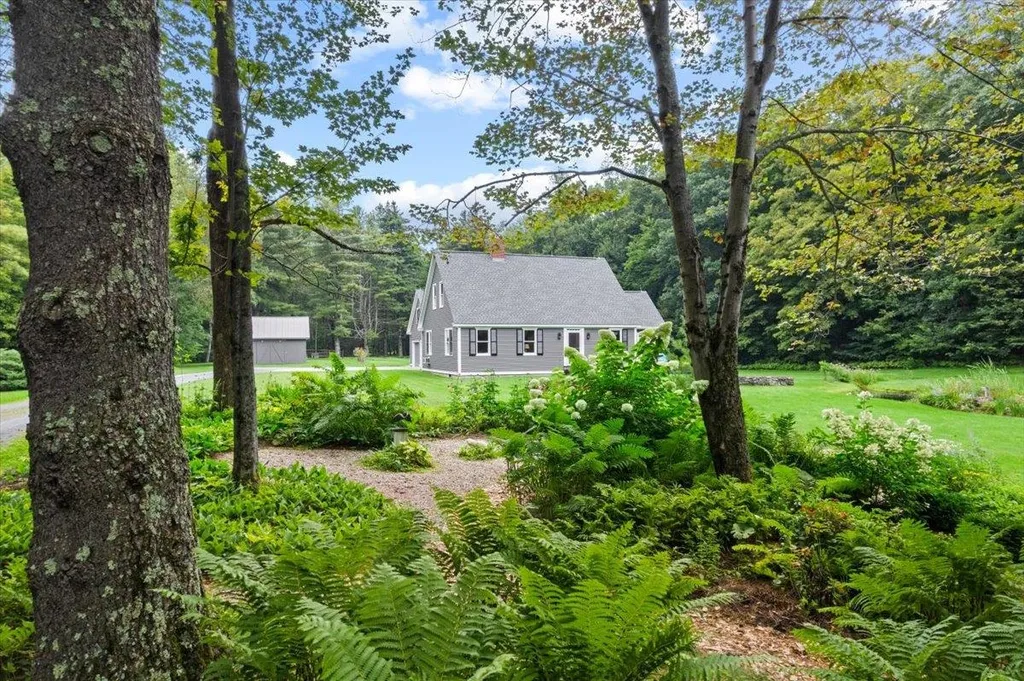 2005 Trumbull Hill Road Shaftsbury VT 05262