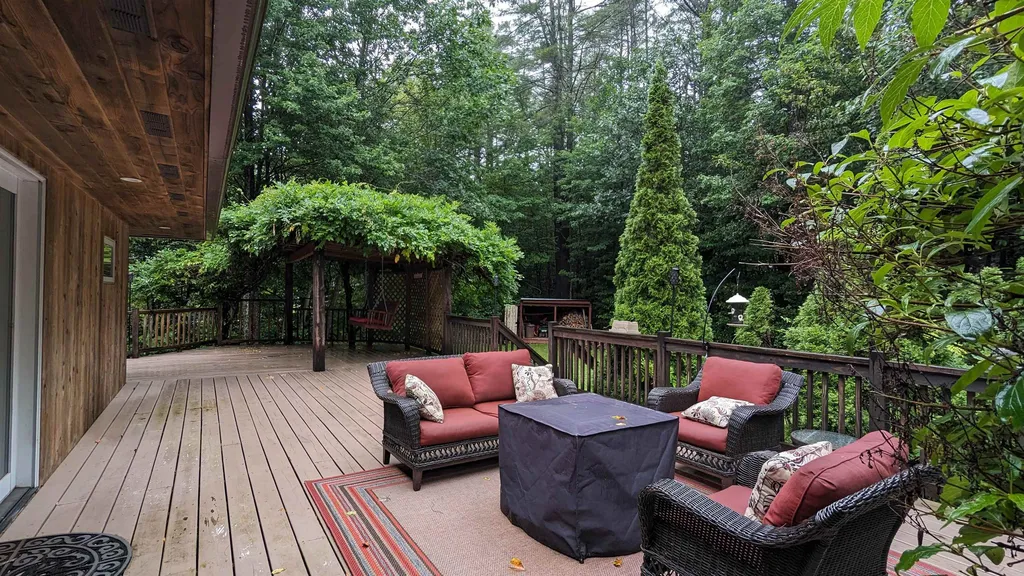 5 Circle Point Road Sanbornton NH 03269