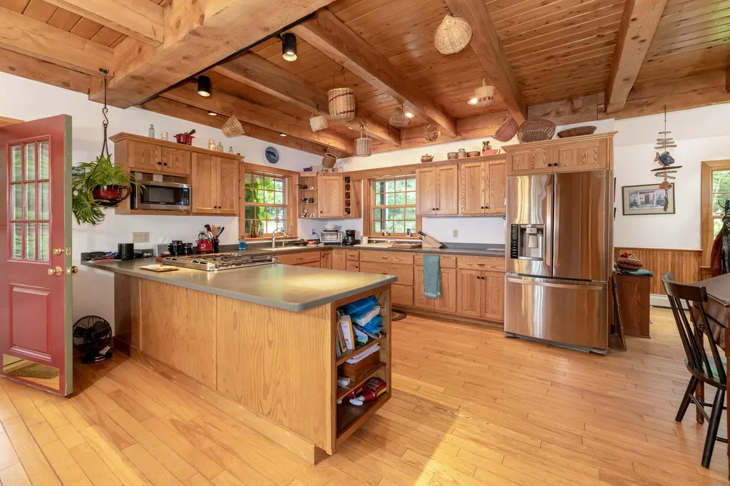 117 Hunkins Pond Road Sanbornton NH 03269