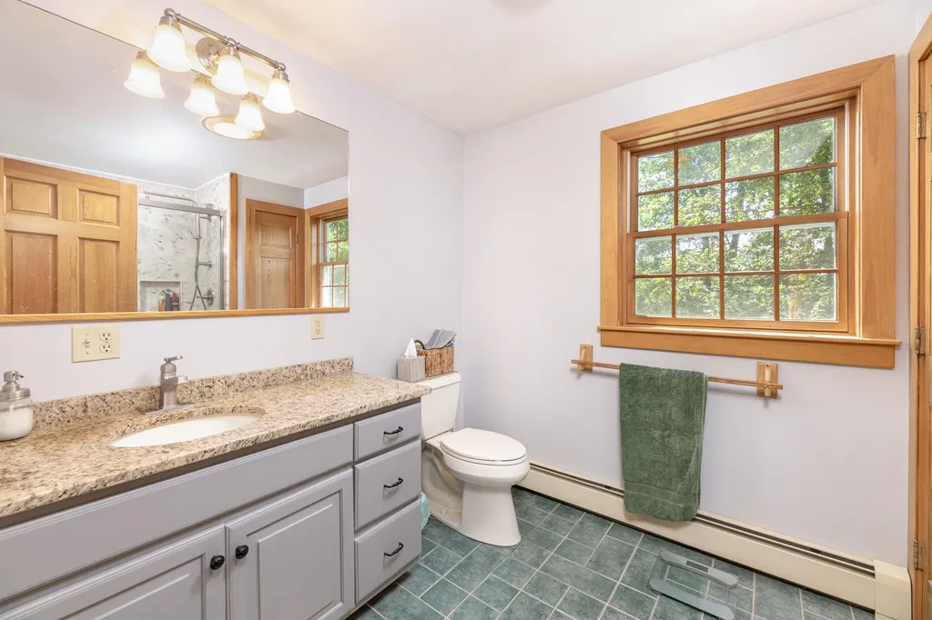 117 Hunkins Pond Road Sanbornton NH 03269