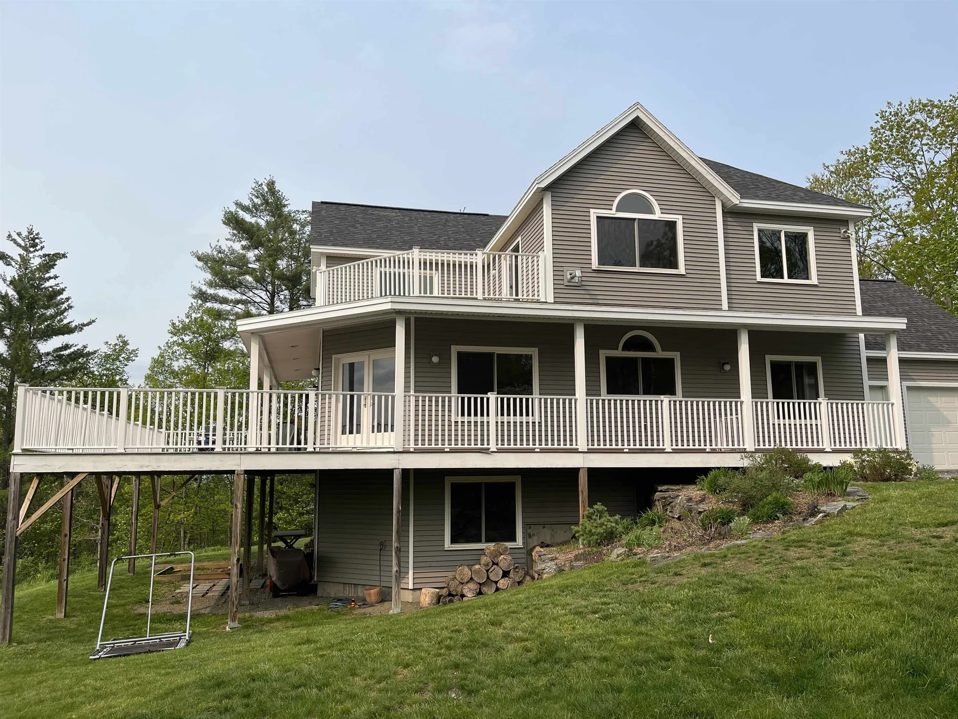 9 Heather Lane Hanover NH 03755