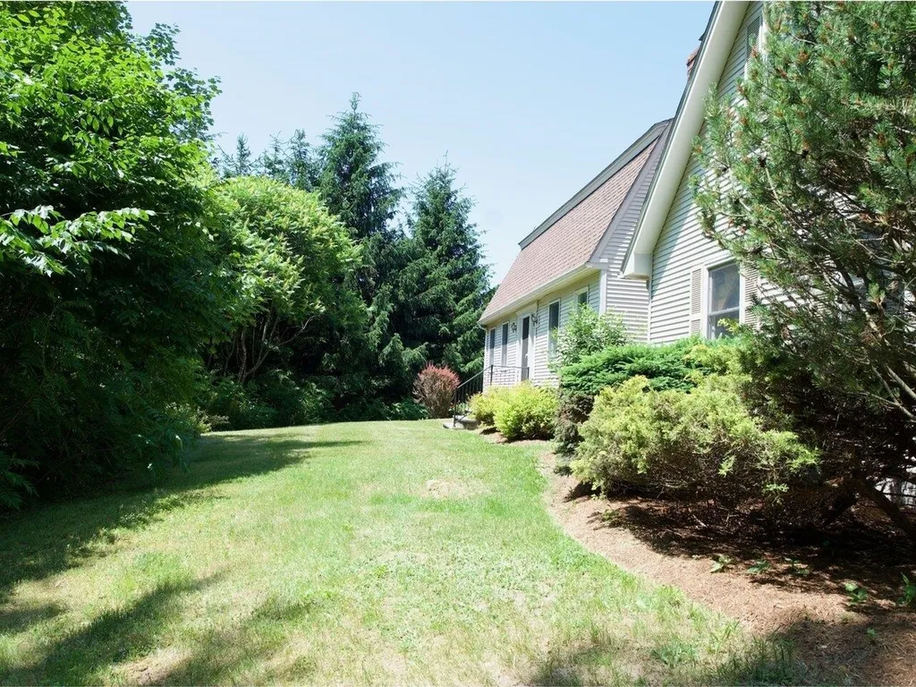 186 Rollin Irish Road Milton VT 05468