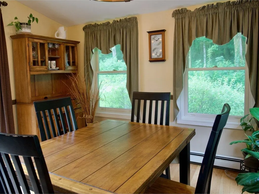 186 Rollin Irish Road Milton VT 05468