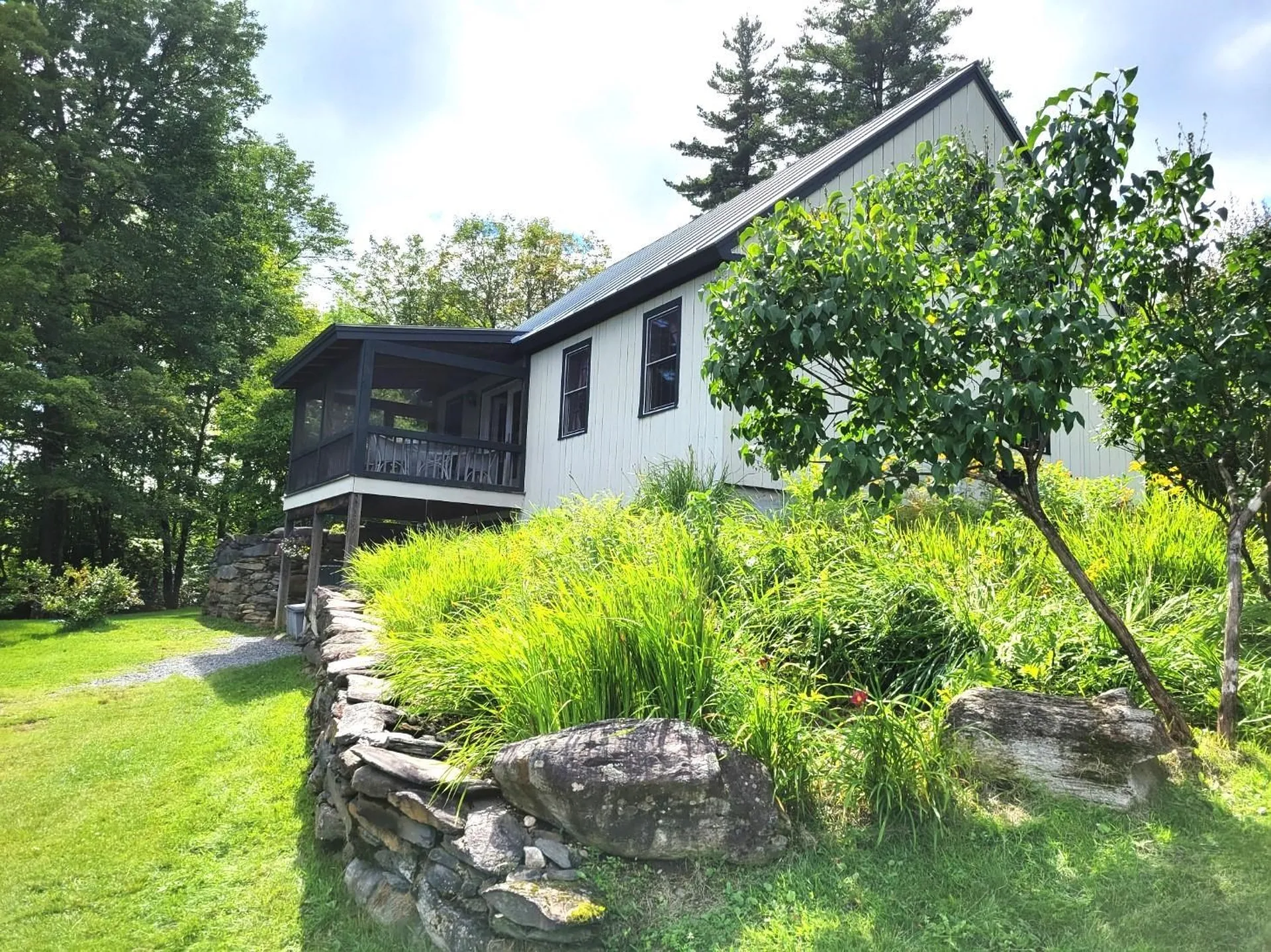 1567 Mt. Hunger Road Barnard VT 05031-0884