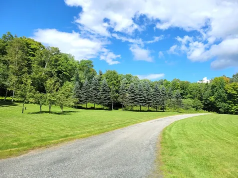 1567 Mount Hunger Road Barnard VT 05031-0884