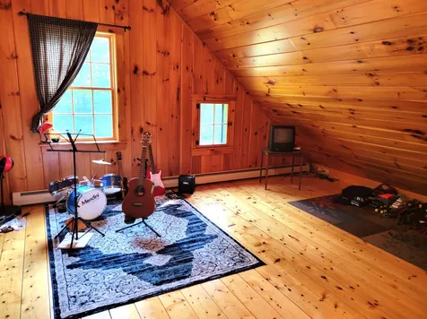 1567 Mount Hunger Road Barnard VT 05031-0884