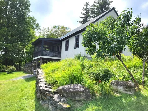 1567 Mount Hunger Road Barnard VT 05031-0884