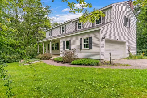 64 River Road Stratham NH 03885