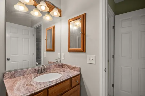 22 Pointe Drive Essex VT 05452