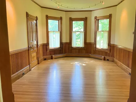 28 Main Street Walpole NH 03608