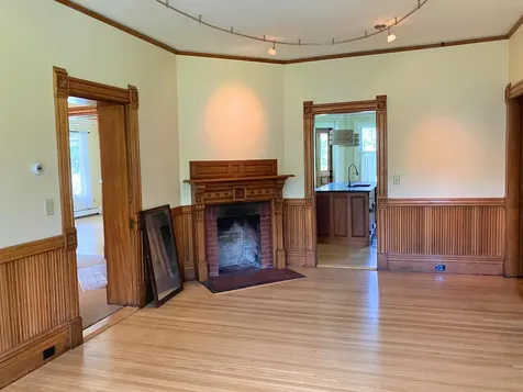 28 Main Street Walpole NH 03608