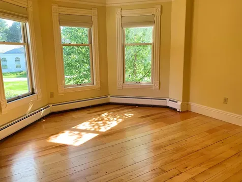 28 Main Street Walpole NH 03608