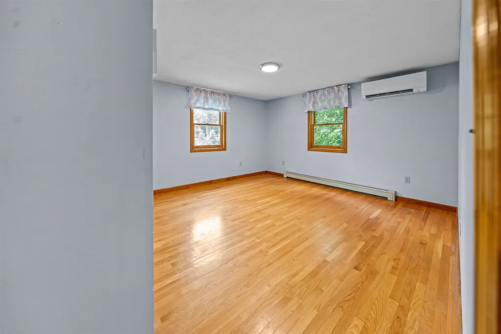 287 Old Hillsboro Road Henniker NH 03242
