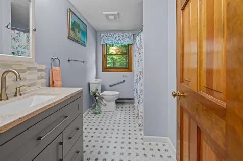 287 Old Hillsboro Road Henniker NH 03242