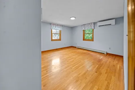 287 Old Hillsboro Road Henniker NH 03242
