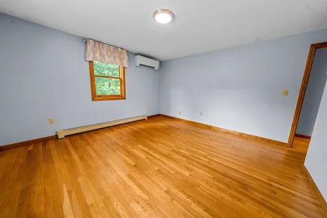287 Old Hillsboro Road Henniker NH 03242