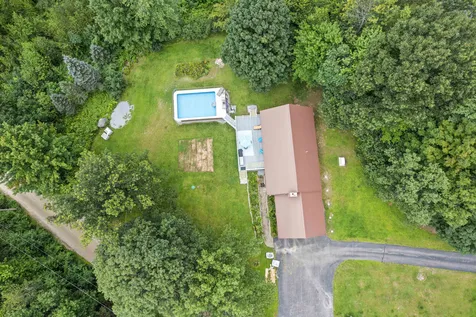 287 Old Hillsboro Road Henniker NH 03242