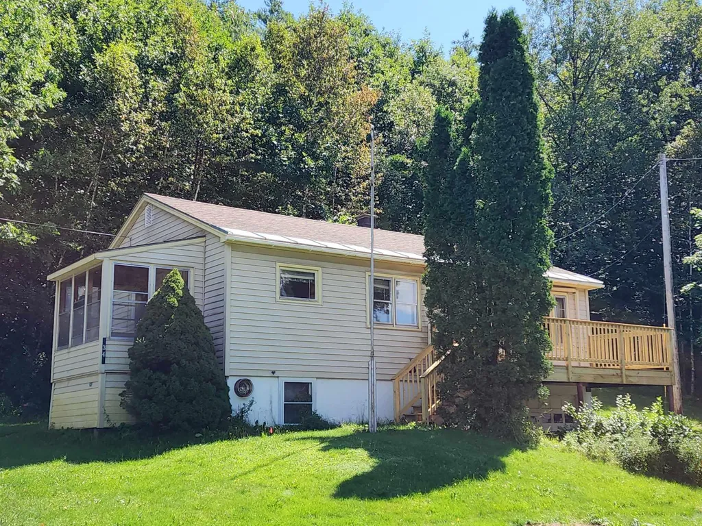 1342 Nh Route 25 Warren NH 03279
