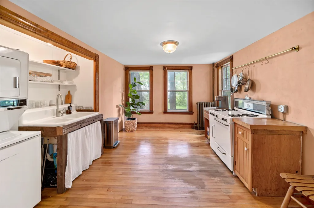 220 Hollow Road Waterbury VT 06577