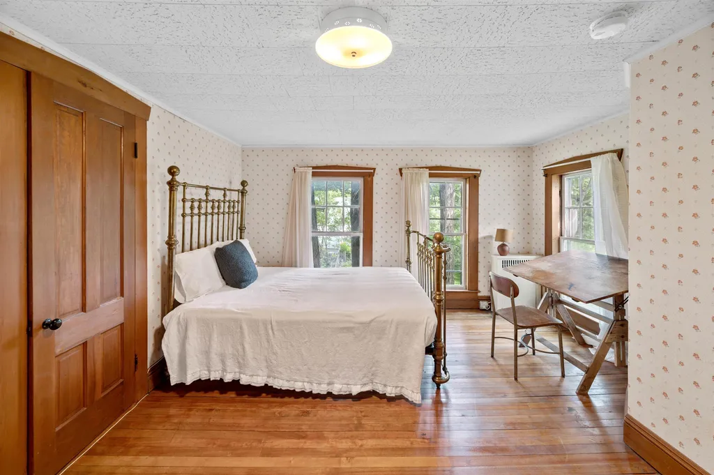 220 Hollow Road Waterbury VT 06577