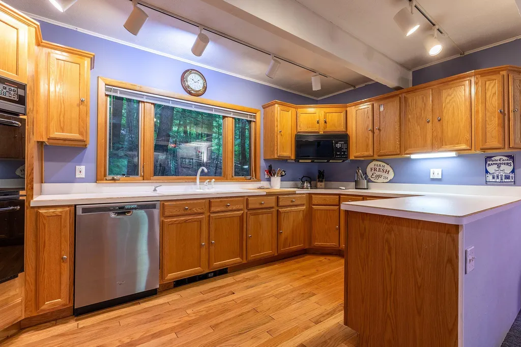 13 Stratton West Road Winhall VT 05340