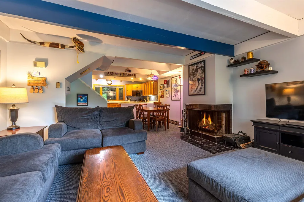 13 Stratton West Road Winhall VT 05340