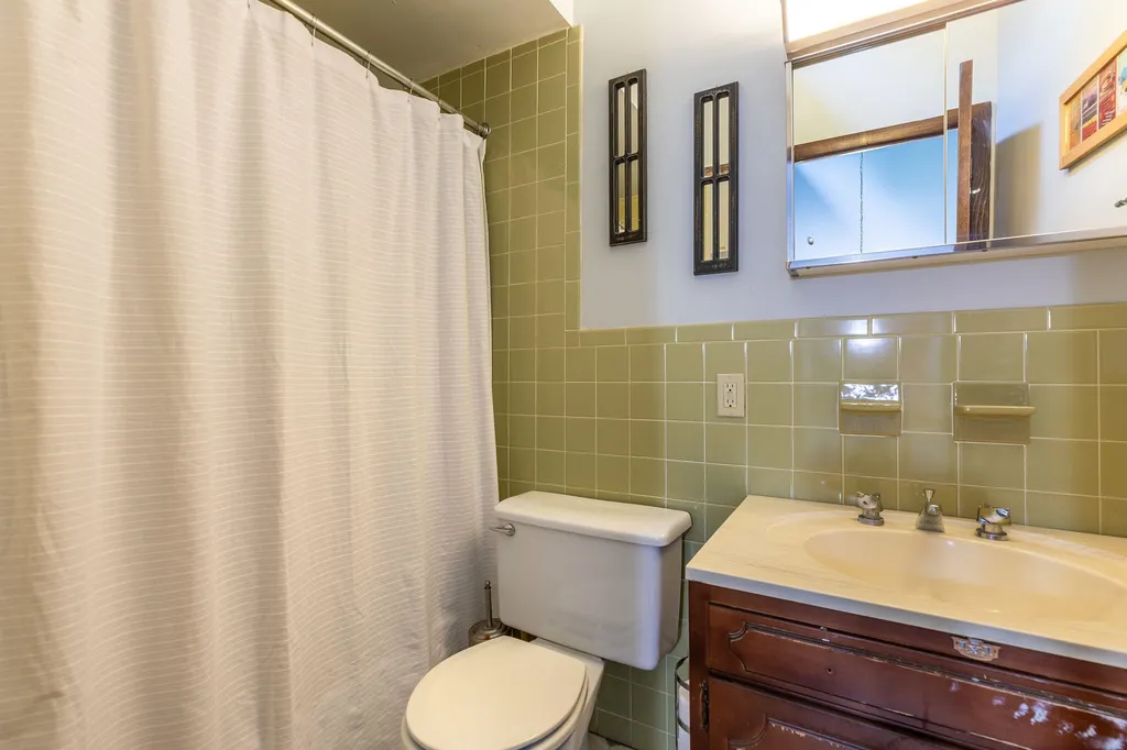 13 Stratton West Road Winhall VT 05340