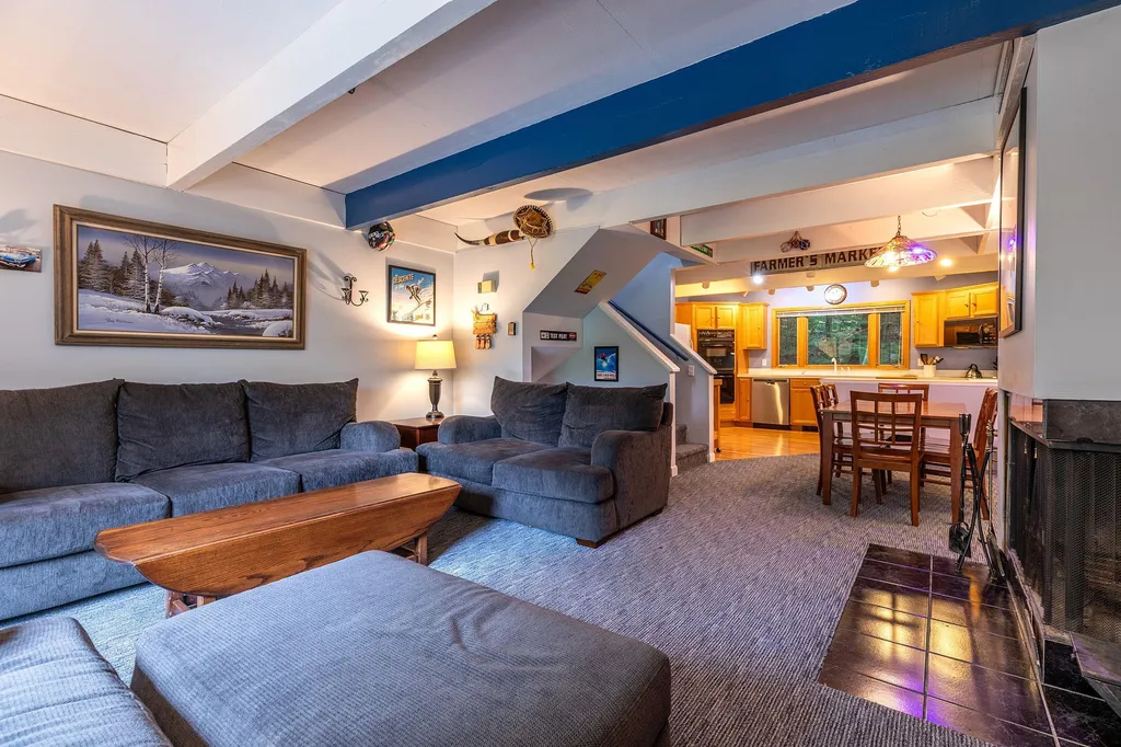 13 Stratton West Road Winhall VT 05340