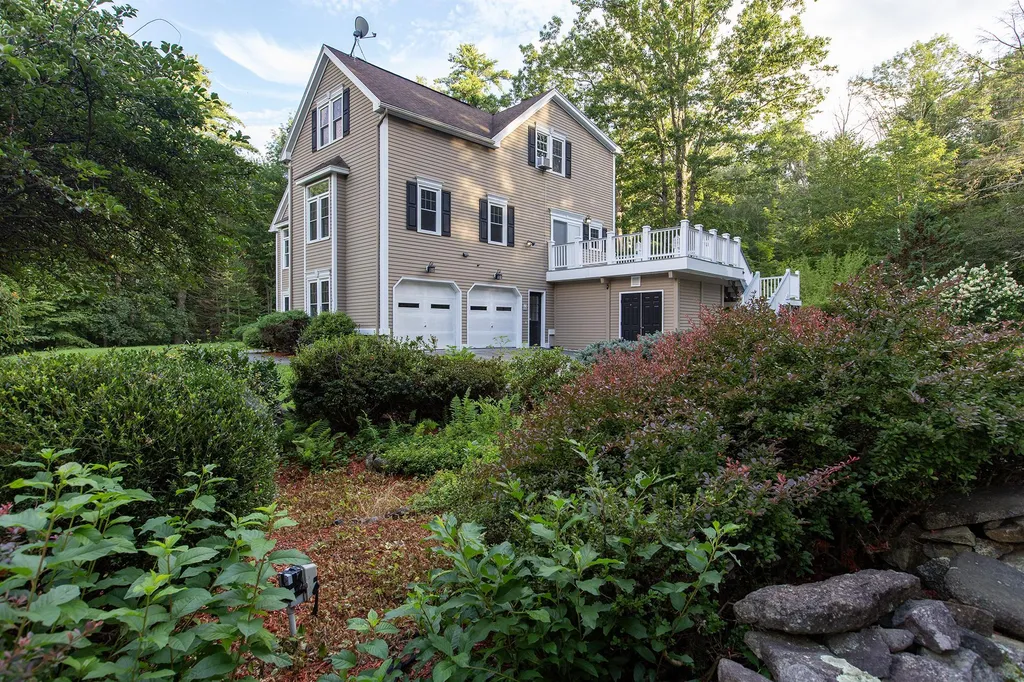 5 Olde Road Hampton NH 03842