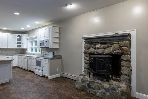 5 Olde Road Hampton NH 03842
