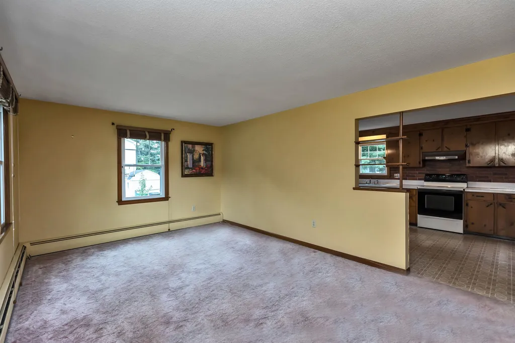 20 Holly Drive Nashua NH 03063