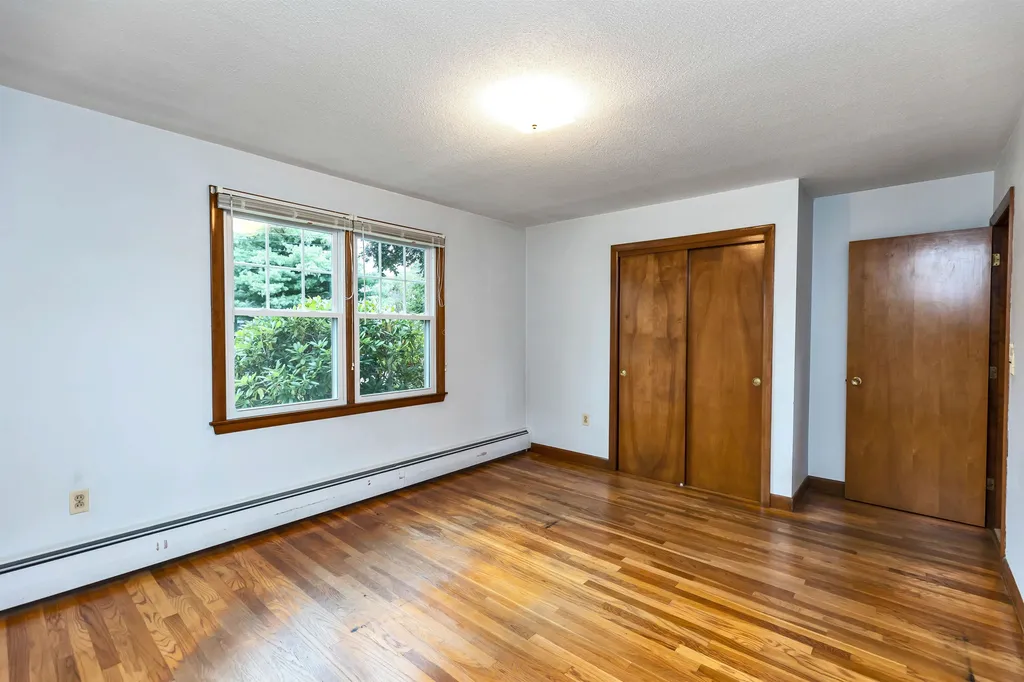 20 Holly Drive Nashua NH 03063