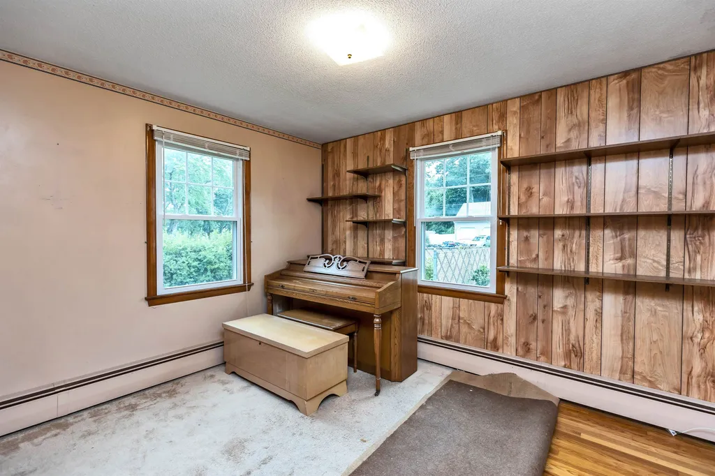 20 Holly Drive Nashua NH 03063