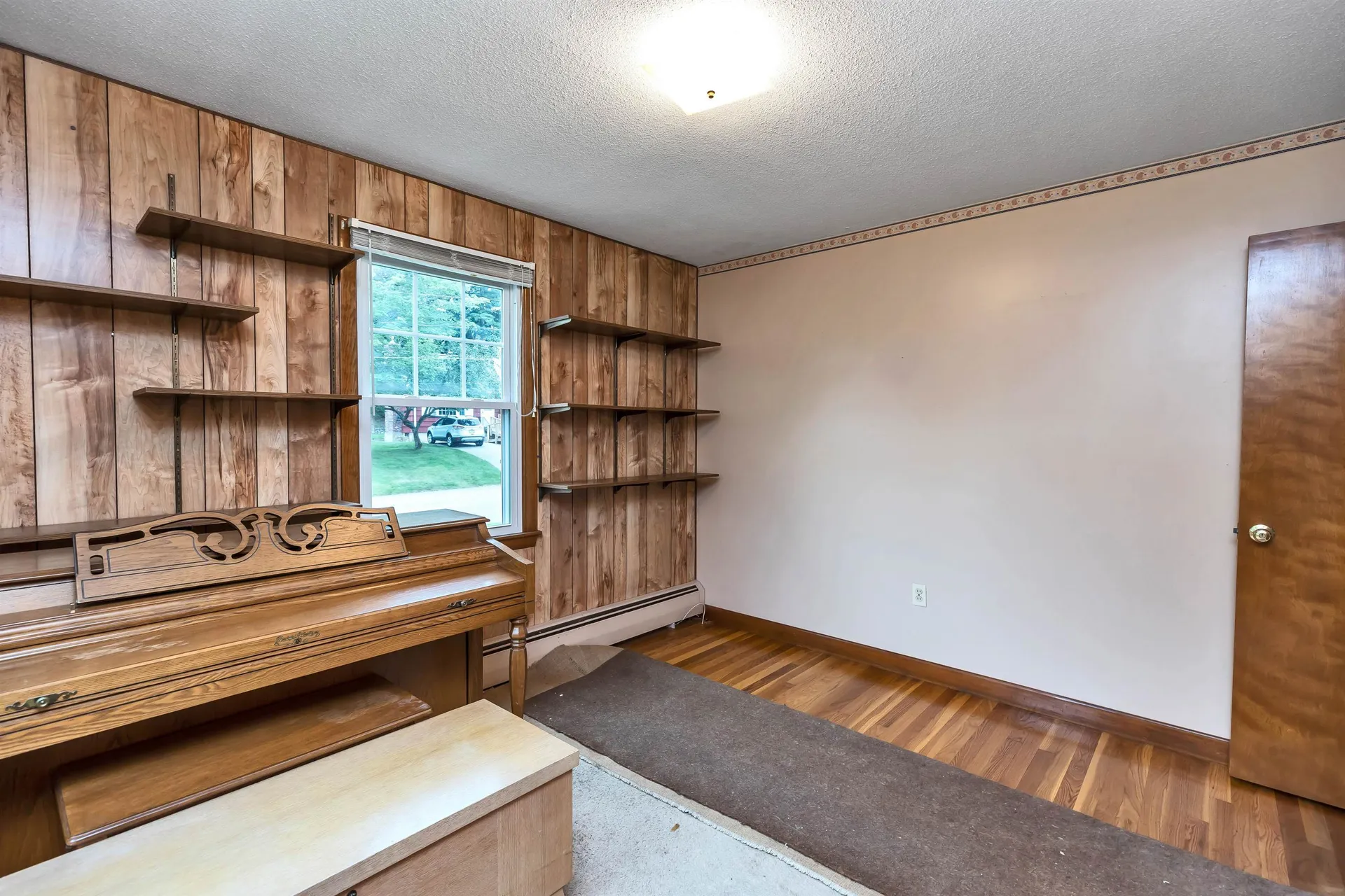 20 Holly Drive Nashua NH 03063