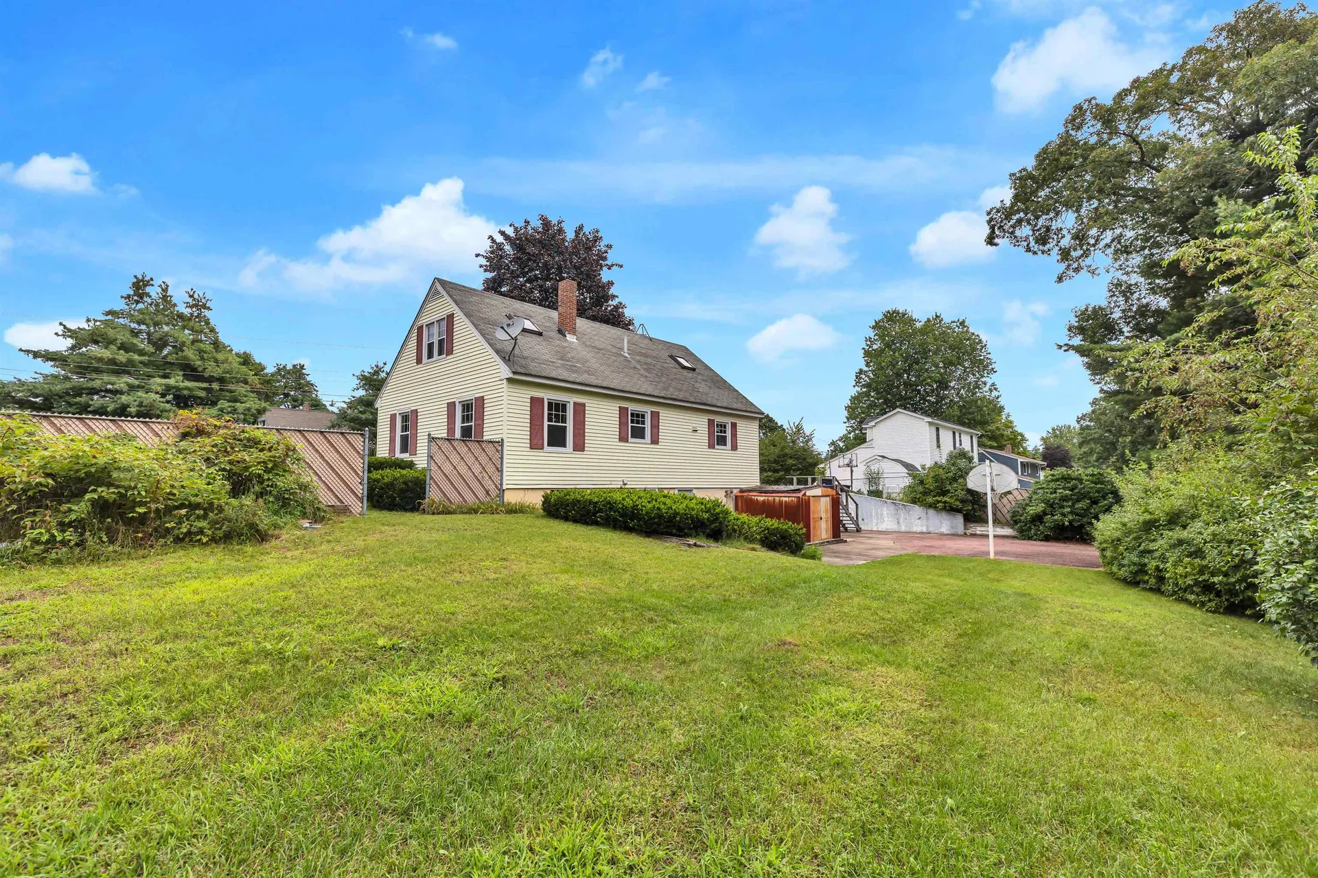 20 Holly Drive Nashua NH 03063