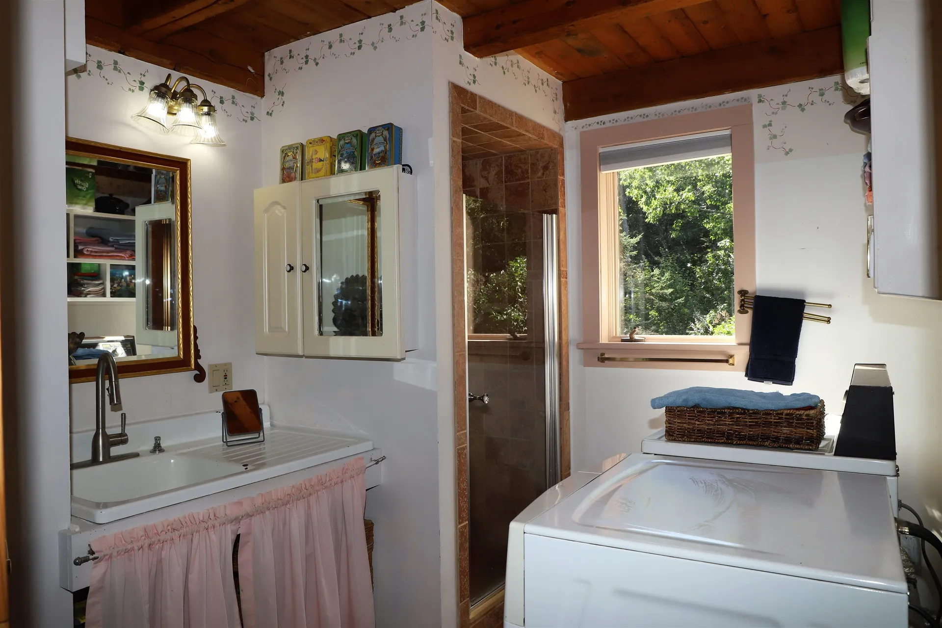 143 Nelson Road Harrisville NH 03450