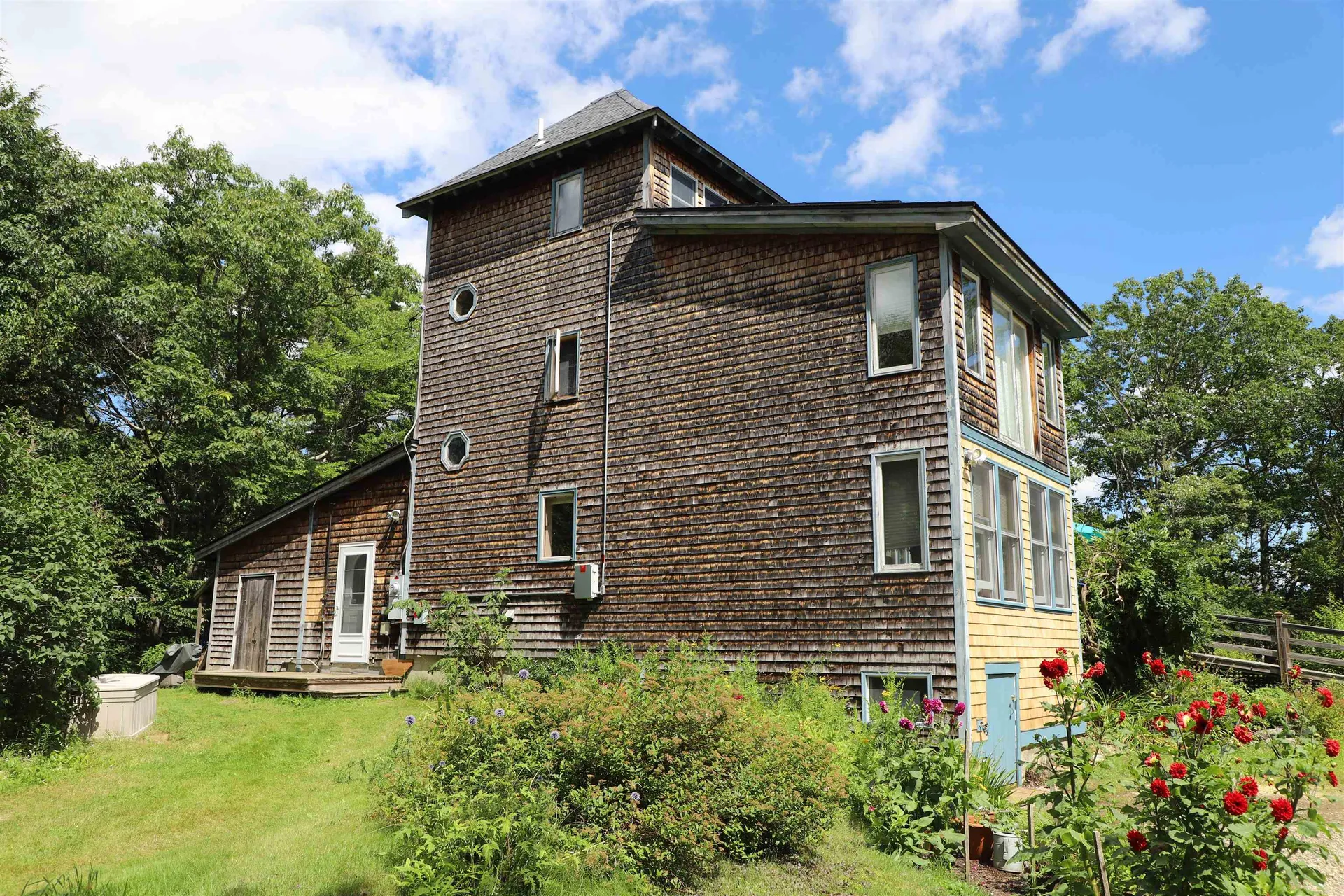 143 Nelson Road Harrisville NH 03450