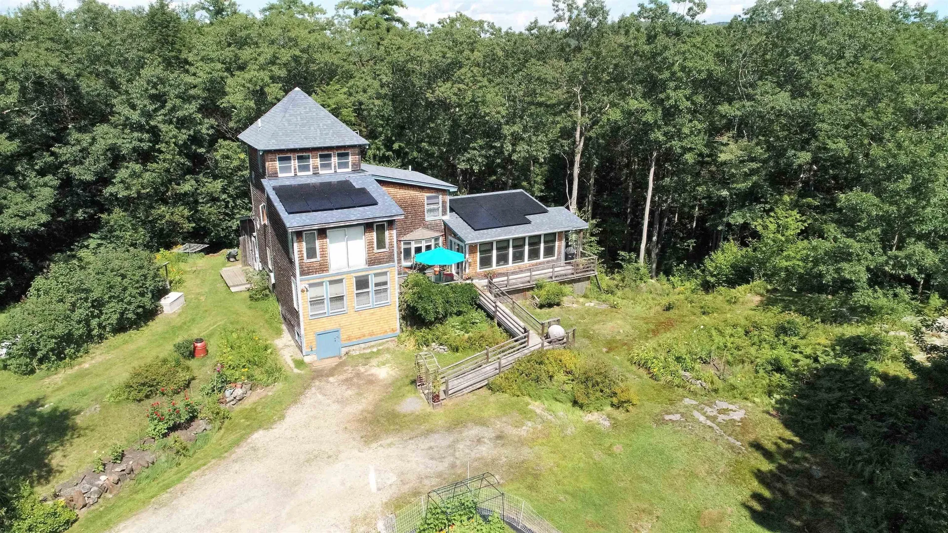 143 Nelson Road Harrisville NH 03450