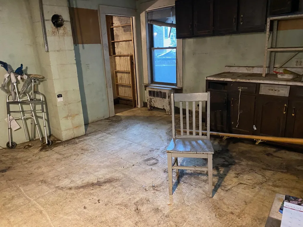 134 North Street Claremont NH 03743