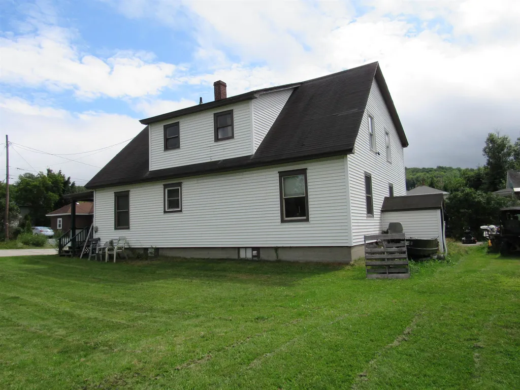 747 Lancaster Street Berlin NH 03570