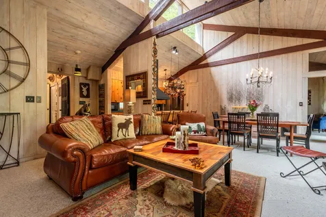 221 Glen Road Peru VT 05152