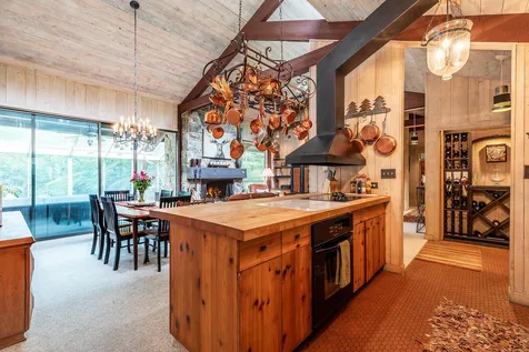 221 Glen Road Peru VT 05152