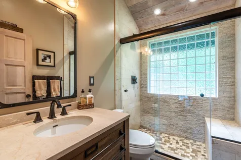 221 Glen Road Peru VT 05152