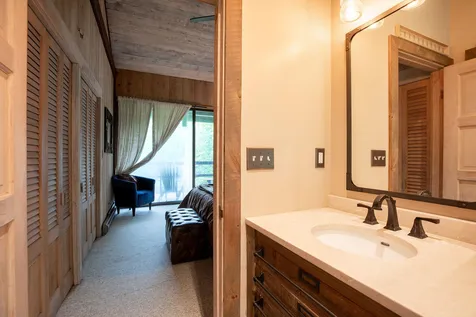 221 Glen Road Peru VT 05152