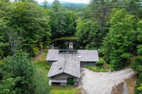 221 Glen Road Peru VT 05152