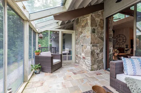 221 Glen Road Peru VT 05152