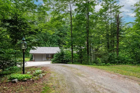 221 Glen Road Peru VT 05152