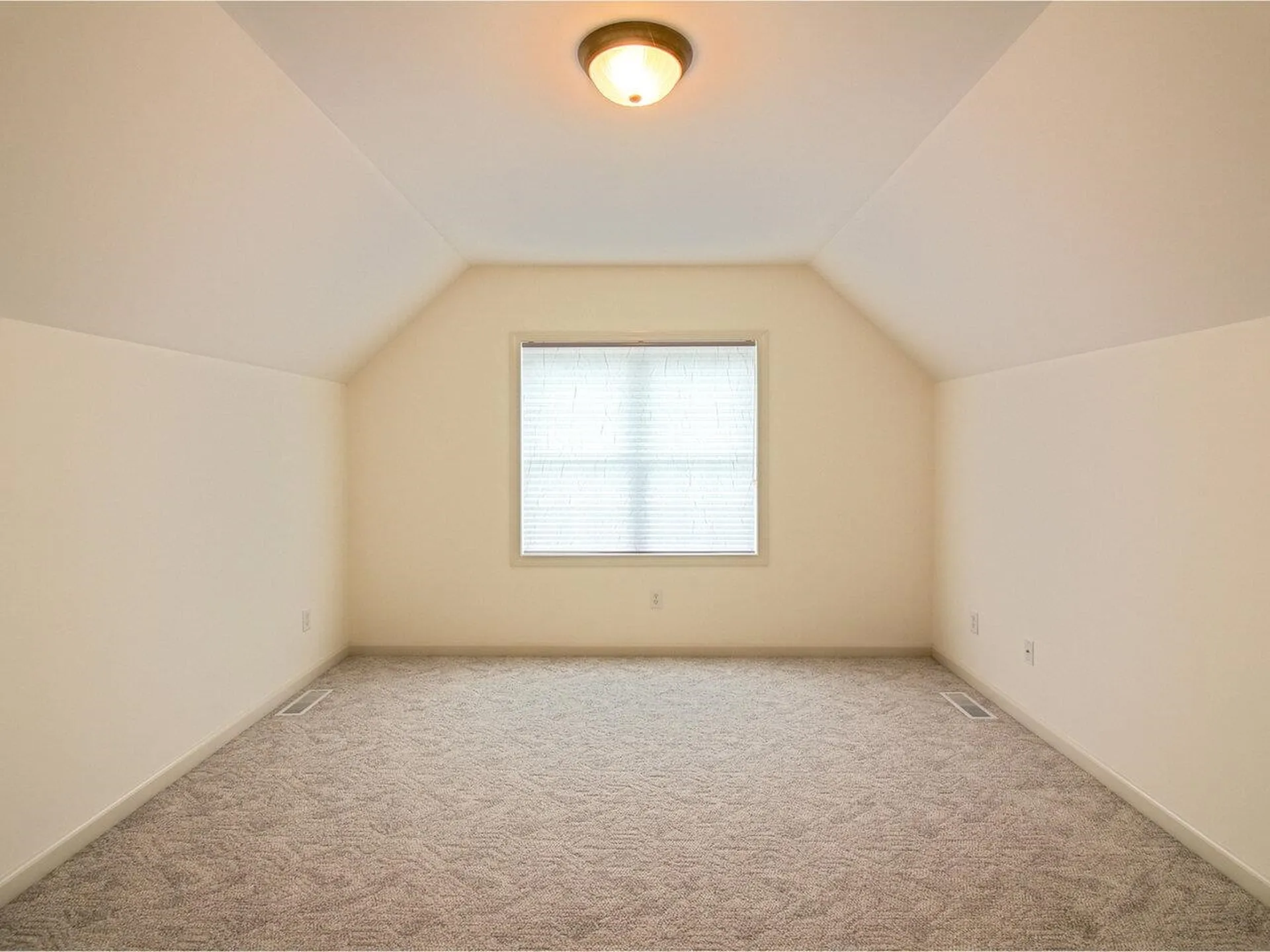 23 Overlake Drive Colchester VT 05446