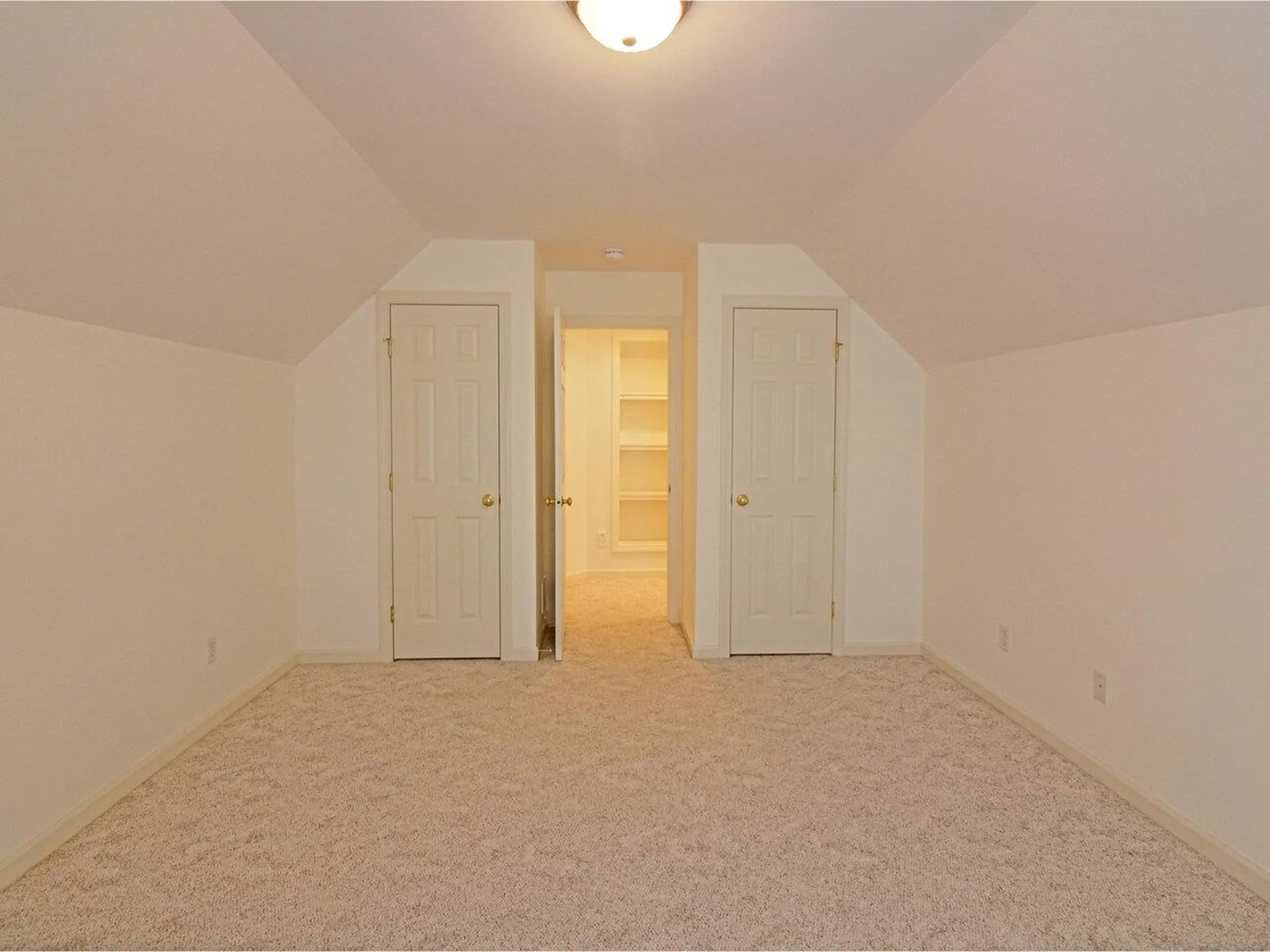 23 Overlake Drive Colchester VT 05446