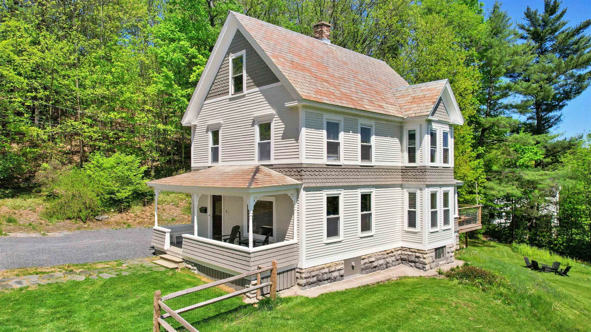 5 Gill Terrace Ludlow VT 05149